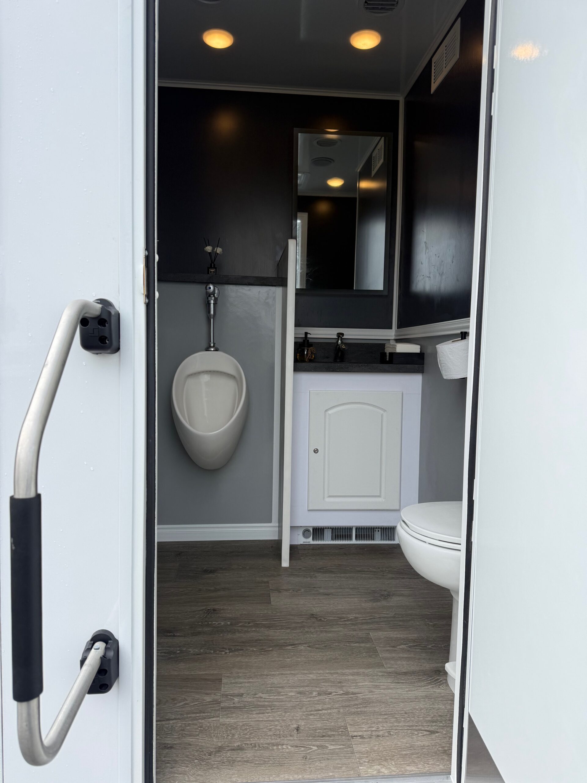 luxury restroom trailer